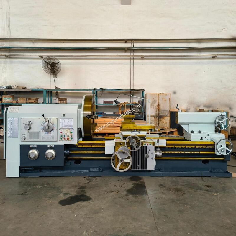 CW61100 Horizontal Heavy Duty Lathe Machine with 6-Ton Load Capacity, 755mm Hardened Guideway, and 22kW Main Motor