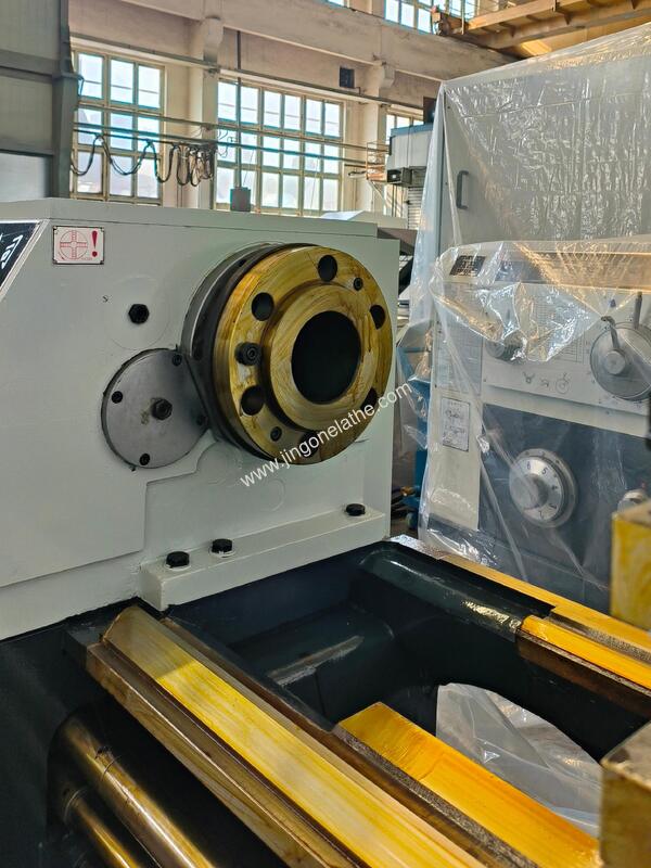 Heavy Duty Parallel Lathe CW6163x2000 with 2000mm Max. Workpiece Length, 11Kw Main Motor Power, and Ra ≤2.5μm Surface Roughness for Precision Turning
