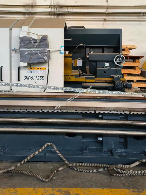 20m Long CW61100 Heavy Duty Lathe Machine with 6 Ton Load Capacity and 1000mm Swing Over Bed