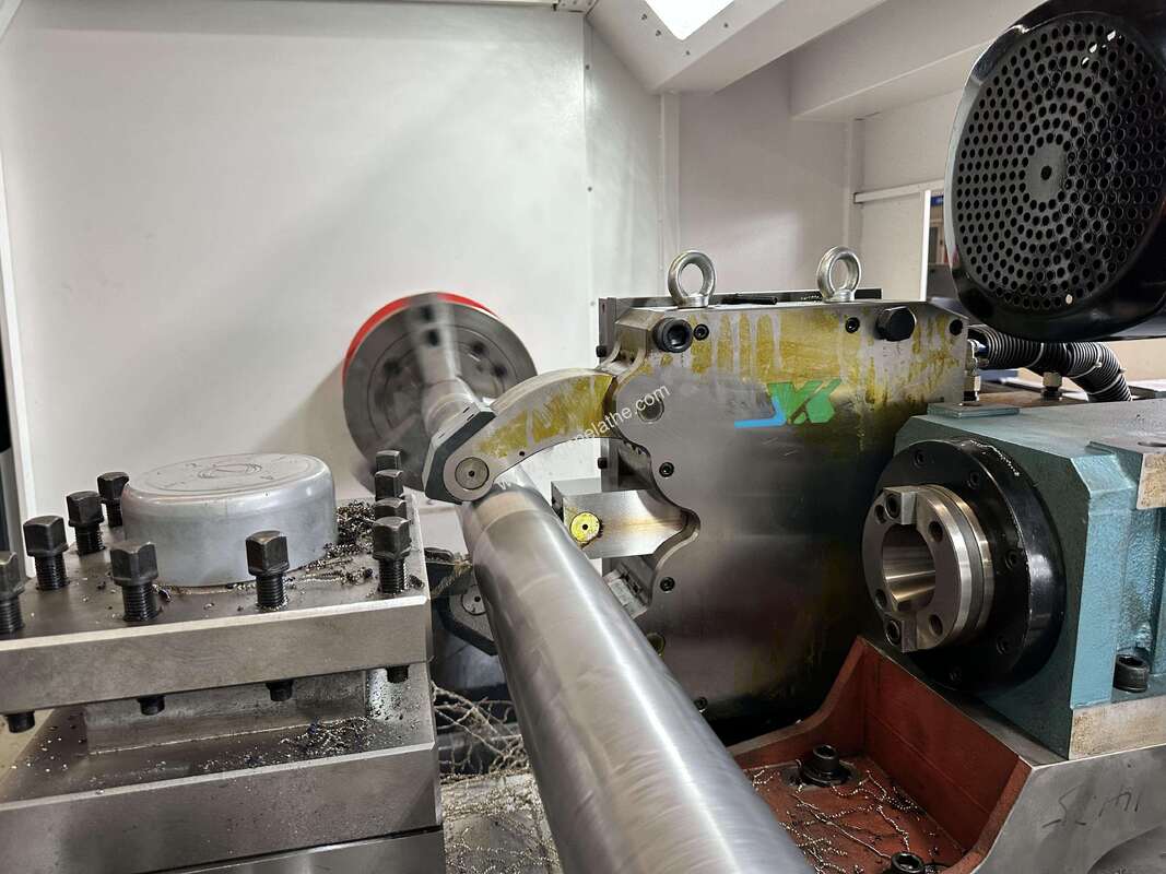 Large Swing Flat Bed CNC Lathe CK6185Ex3000: High-Stability for 3000mm Long Shaft Machining