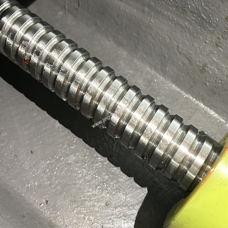 VMC1160 CNC Vertical Milling Center With BT40 Spindle Suitable For High-Precision Parts Milling